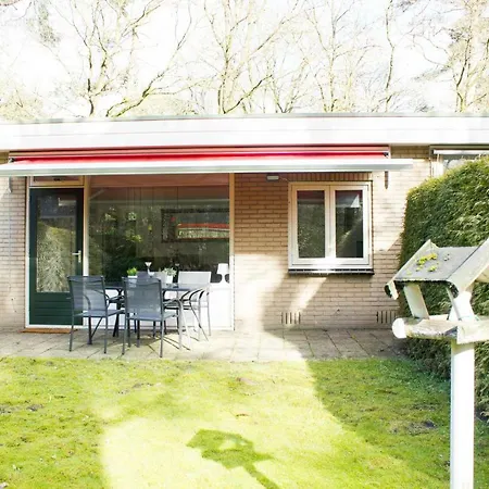 Knusse 5 Persoons Bungalow Hartje Veluwe Otterlo Exterior foto